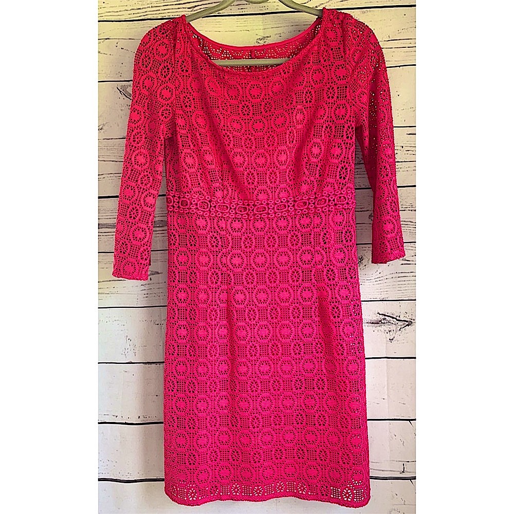 LBD Round Neck Detailed Design 1/4” Sleeve
